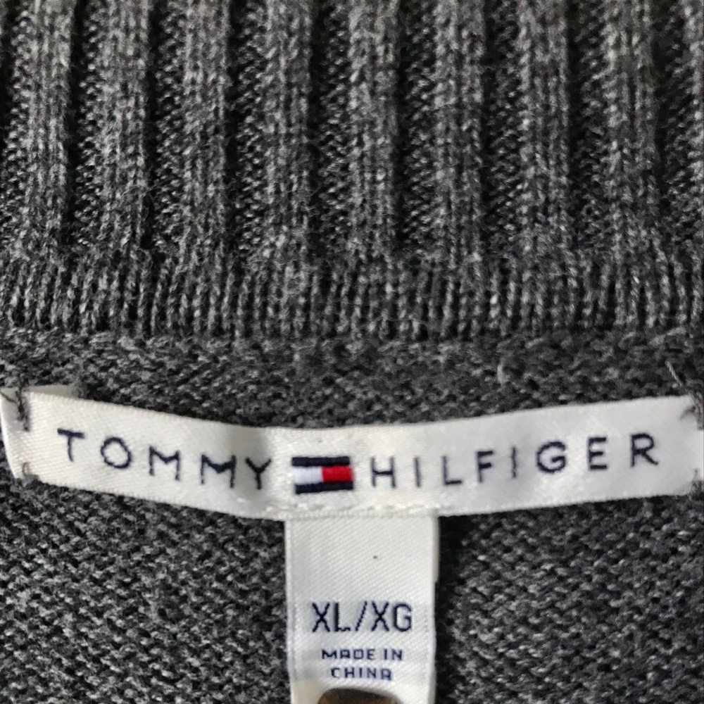 Children’s XL/XG pull-over sweater